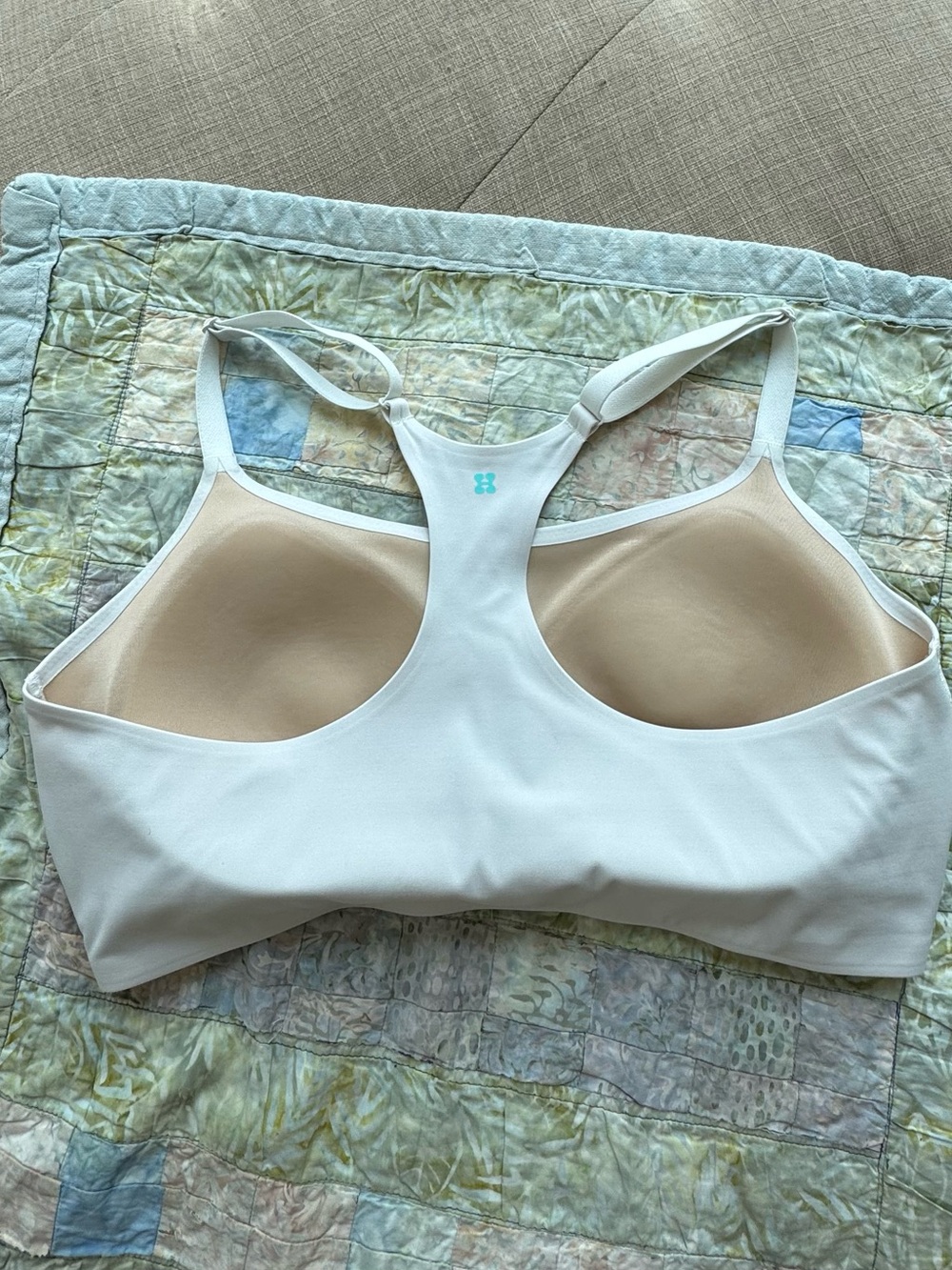 Huug Daily Racerback - Picture 4 of 6
